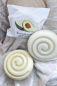Preview: Avocado-Seife - 80 Gr., Handgemachte Pflanzenölseife mit Sheabutter - vegan - palmölfrei