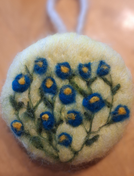 Eingefilzte Pflanzenölseife Motiv "Blumen"