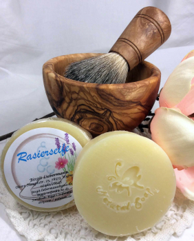 Rasierseife - sehr pflegend mit Johanniskraut, 70 Gramm - vegan