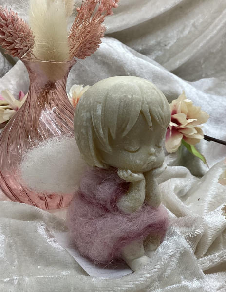 Pflanzenölseife, weihnachtliches Motiv Engelchen, umfilzt